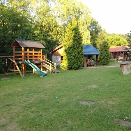 Goscinne Pod Cuprona *